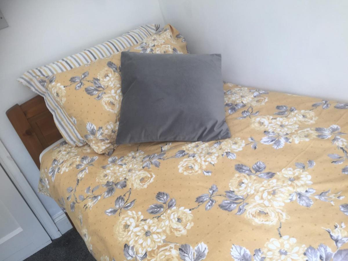 Cricketers Cottage B&B 웨스트 몰링 외부 사진